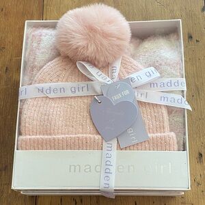 Madden Girl Soft Pink Knit Hat with Pom-Pom & plaid pink & white scarf set - new